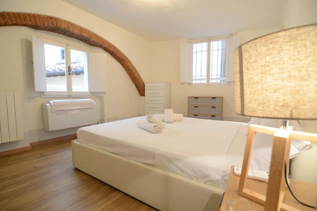 Keys Of Italy - Sprone 15 - 2 Bedroom Family Apartment By Ponte Vecchio Firenze Bagian luar foto