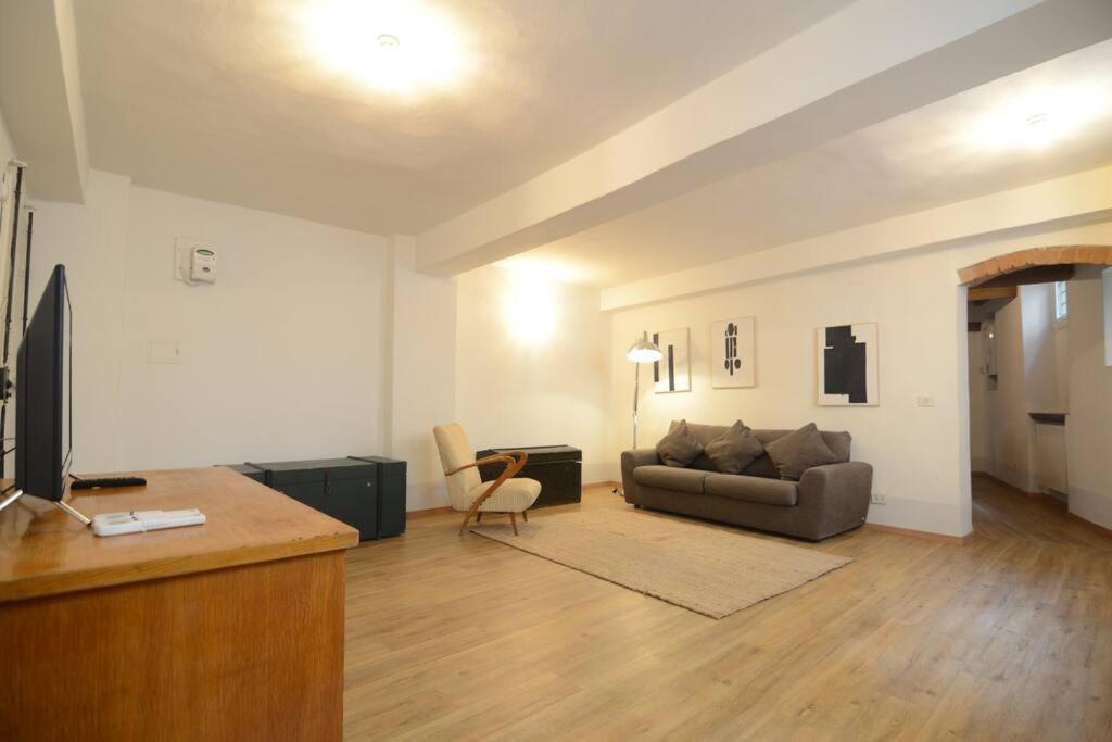Keys Of Italy - Sprone 15 - 2 Bedroom Family Apartment By Ponte Vecchio Firenze Bagian luar foto