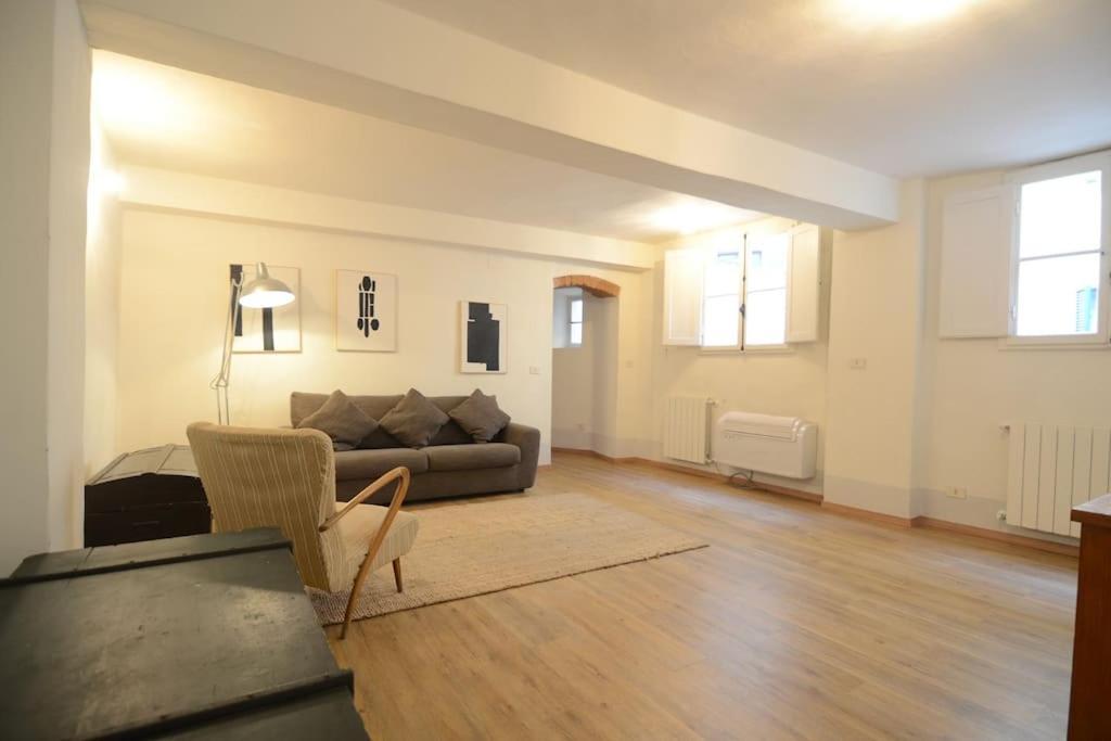 Keys Of Italy - Sprone 15 - 2 Bedroom Family Apartment By Ponte Vecchio Firenze Bagian luar foto