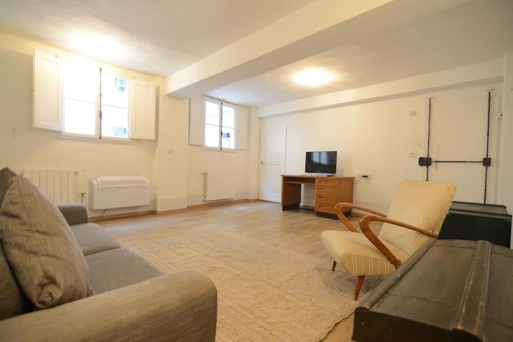 Keys Of Italy - Sprone 15 - 2 Bedroom Family Apartment By Ponte Vecchio Firenze Bagian luar foto
